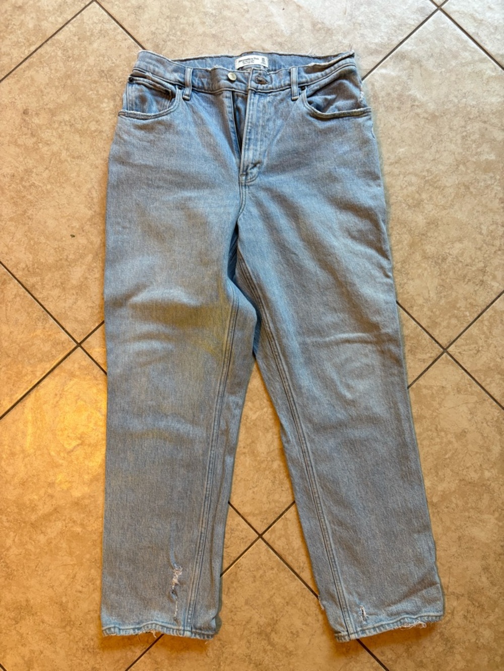 Abercrombie & Fitch 90s Straight Ultra High Rise Women’s Jeans